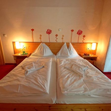 Hotel Restaurant Das Roessl Windischgarsten Quarto foto